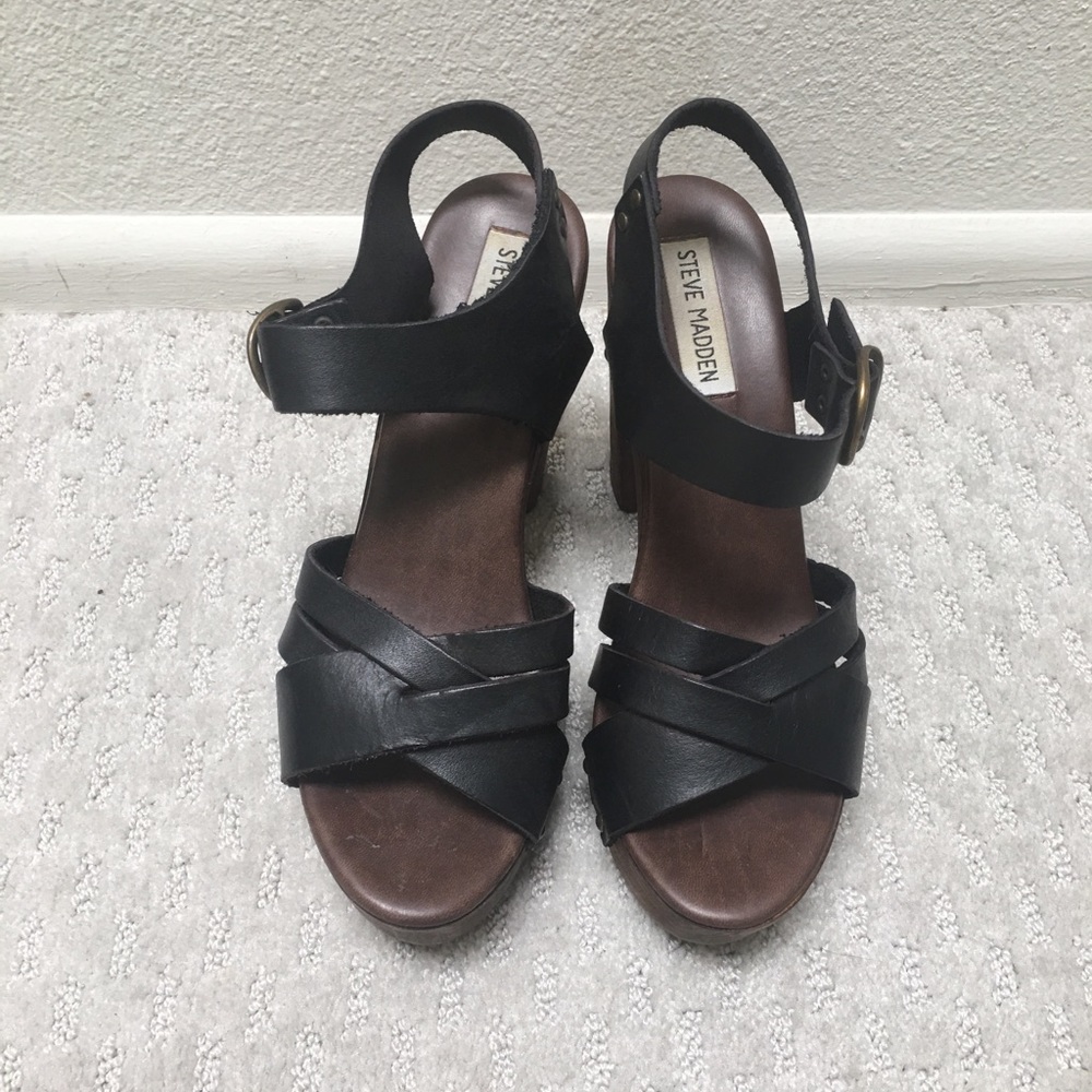 Steve Madden ✨70s Inspired✨ Platform Sandals